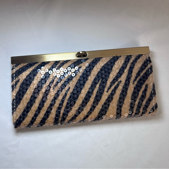 Depeche Mode NY sequin leopard print wallet clutch - Picture 3 of 10
